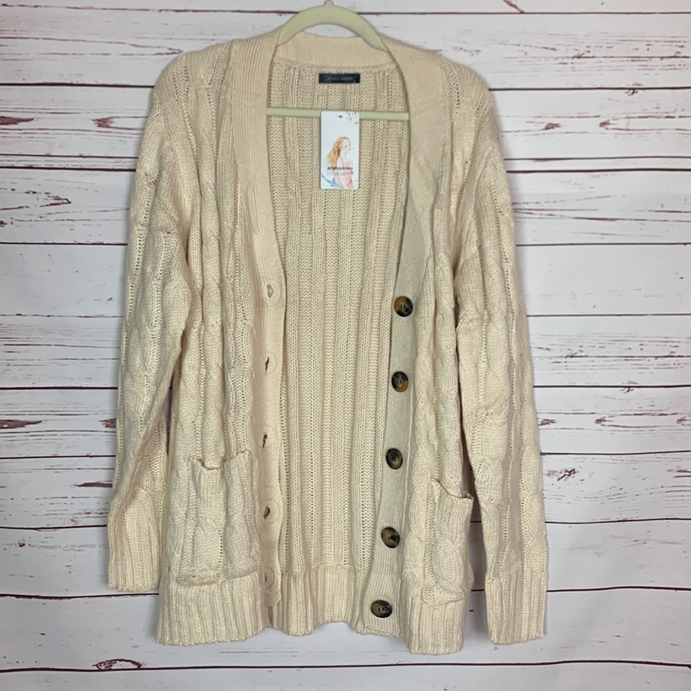 Pretty garden boutique Women’s L Large  Cream Cardigan crotchet new with tags